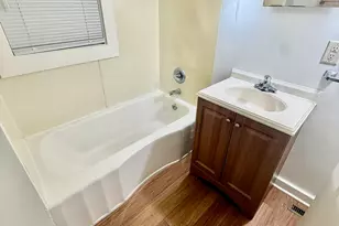 363 Searles Ave, Benton Harbor, MI 49022 - Photo 8