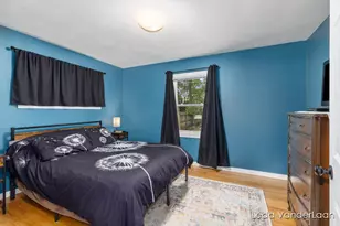 1728 Royal Oak St SW, Wyoming, MI 49519 - Photo 12