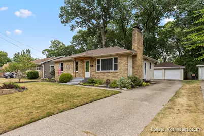 1728 Royal Oak Street SW, Wyoming, MI 49519 - Photo 2