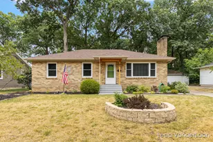 1728 Royal Oak St SW, Wyoming, MI 49519 - Photo 1
