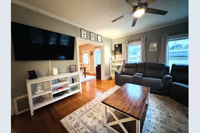 210 Emmons Street, Niles, MI 49120 - Photo 6