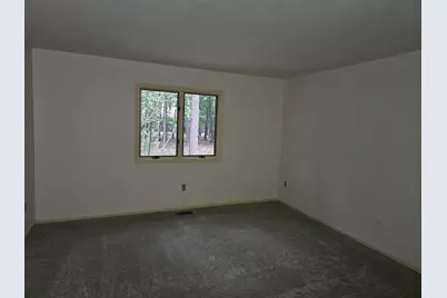 689 Oakway Drive #24, Muskegon, MI 49441 - Photo 8