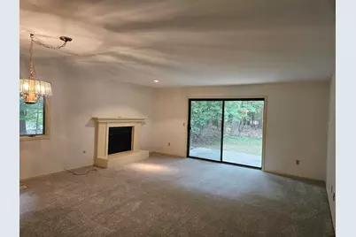 689 Oakway Drive #24, Muskegon, MI 49441 - Photo 2