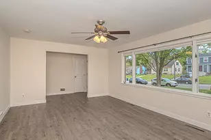 1516 Arborview Blvd, Ann Arbor, MI 48103 - Photo 8