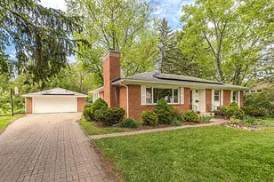 1516 Arborview Blvd, Ann Arbor, MI 48103 - Photo 2