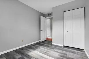 21009 Robinwood St, Farmington, MI 48336 - Photo 18