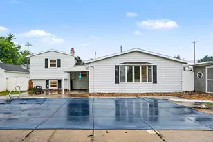 229 S Matteson St, Bronson, MI 49028 - Photo 4