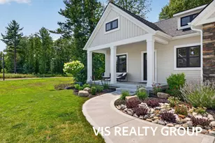 16351 Wickshire Pl, Spring Lake, MI 49456 - Photo 8