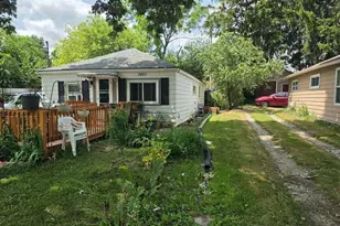 3420 Burchfield Dr, Lansing, MI 48910 - Photo 2