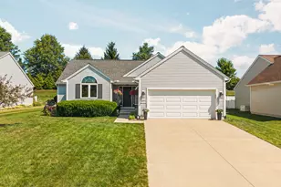 521 Marblewood Ln, Saline, MI 48176 - Photo 1