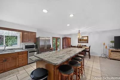 1870 Hendrick Road, Norton Shores, MI 49441 - Photo 16