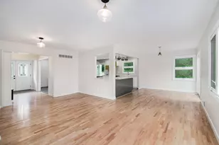 11958 Yorkshire Dr, Richland, MI 49083 - Photo 8
