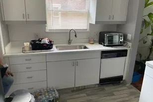 11630 Rossiter St, Detroit, MI 48224 - Photo 8