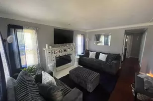 11630 Rossiter St, Detroit, MI 48224 - Photo 6