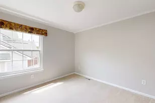 4890 N Ridgeside Cir, Ann Arbor, MI 48105 - Photo 16