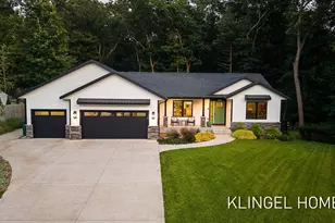 3946 Easthill Ct, Norton Shores, MI 49441 - Photo 38