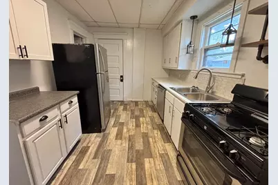 611 Minor Avenue, Kalamazoo, MI 49008 - Photo 6