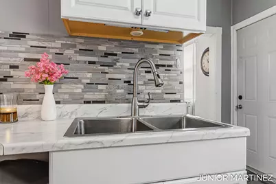 186 W 8th Street, Holland, MI 49423 - Photo 24