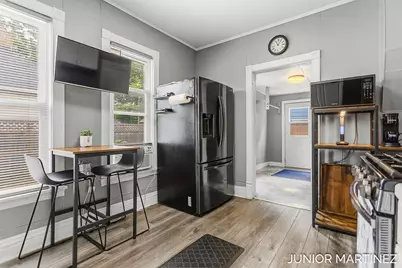 186 W 8th Street, Holland, MI 49423 - Photo 20