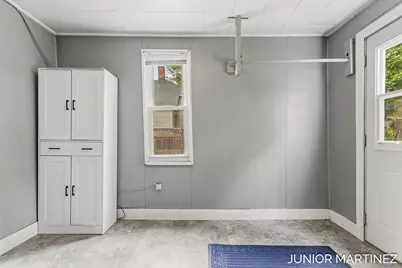 186 W 8th Street, Holland, MI 49423 - Photo 26