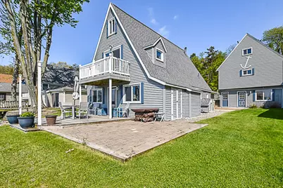 1210 N Eagle Lake Drive, Kalamazoo, MI 49009 - Photo 1