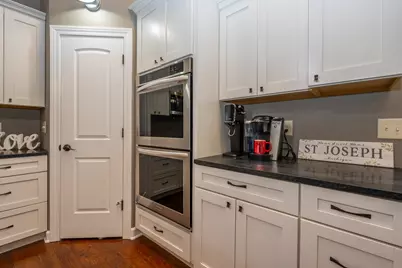 2400 Bay Pointe Drive, Saint Joseph, MI 49085 - Photo 8