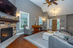 2400 Bay Pointe Dr, Saint Joseph, MI 49085 - Photo 16