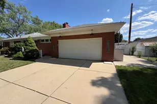 8908 Fox Ave, Allen Park, MI 48101 - Photo 22