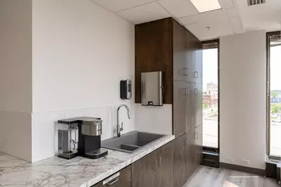 221 W Webster Avenue #512, Muskegon, MI 49440 - Photo 8