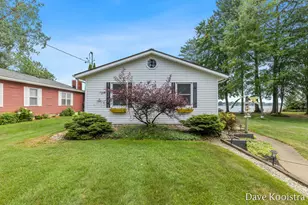 17281 E Suwanee Trail, Howard City, MI 49329 - Photo 10
