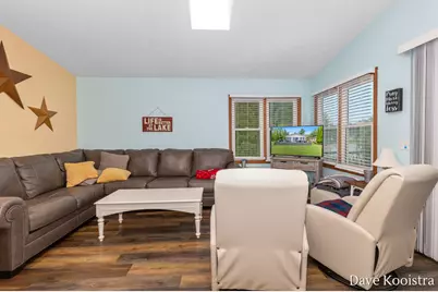 17281 E Suwanee Trail, Howard City, MI 49329 - Photo 12
