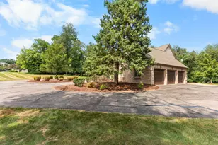 2086 Valleyview Dr, Ann Arbor, MI 48105 - Photo 6