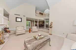 2086 Valleyview Dr, Ann Arbor, MI 48105 - Photo 12