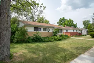 982 Desoto Ave, Ypsilanti, MI 48198 - Photo 2