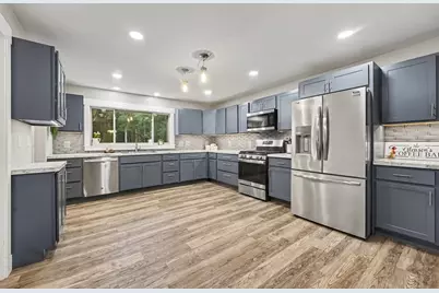 7666 Thomas Avenue, Jenison, MI 49428 - Photo 10