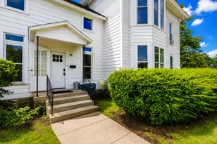 214 N Gremps St, Paw Paw, MI 49079 - Photo 4