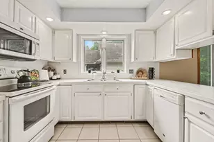 6971 Pinehurst Ln NE, Rockford, MI 49341 - Photo 12