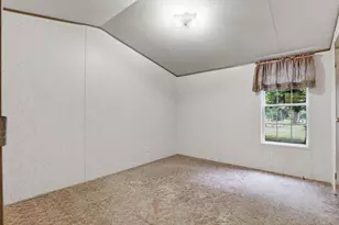1046 Vallado Dr, Lake Isabella, MI 48893 - Photo 12
