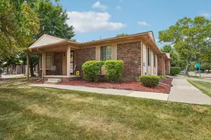 2994 Roundtree Dr, Troy, MI 48083 - Photo 2