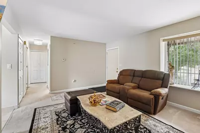 2994 Roundtree Drive, Troy, MI 48083 - Photo 8