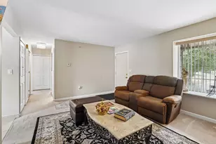 2994 Roundtree Dr, Troy, MI 48083 - Photo 8