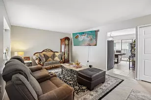 2994 Roundtree Dr, Troy, MI 48083 - Photo 6
