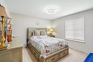 2994 Roundtree Dr, Troy, MI 48083 - Photo 18