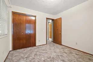 1704 Henley Ave, Portage, MI 49024 - Photo 16