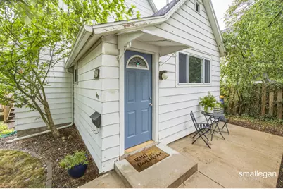 307 Florence Court NE, Grand Rapids, MI 49505 - Photo 2