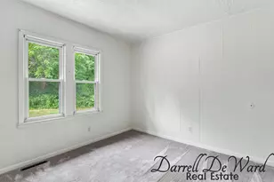 130 79th St SE, Grand Rapids, MI 49508 - Photo 8
