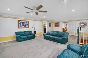813 Barnes St, Albion, MI 49224 - Photo 10