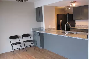 820 Cliffs Dr, Ypsilanti, MI 48198 - Photo 2