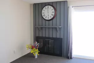 820 Cliffs Dr, Ypsilanti, MI 48198 - Photo 6