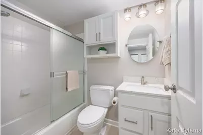 118 Campau Circle NW, Grand Rapids, MI 49503 - Photo 22
